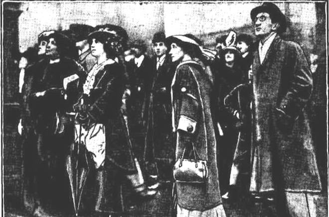 http://trove.nla.gov.au/static/ndp/tmpImageFiles/article10796355-3-1381208631540/article10796355-3-001.jpg