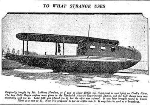 A boat on ice with a roof

AI-generated content may be incorrect.
