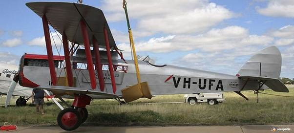 DE HAVILLAND DH.50 · The Encyclopedia of Aircraft David C. Eyre